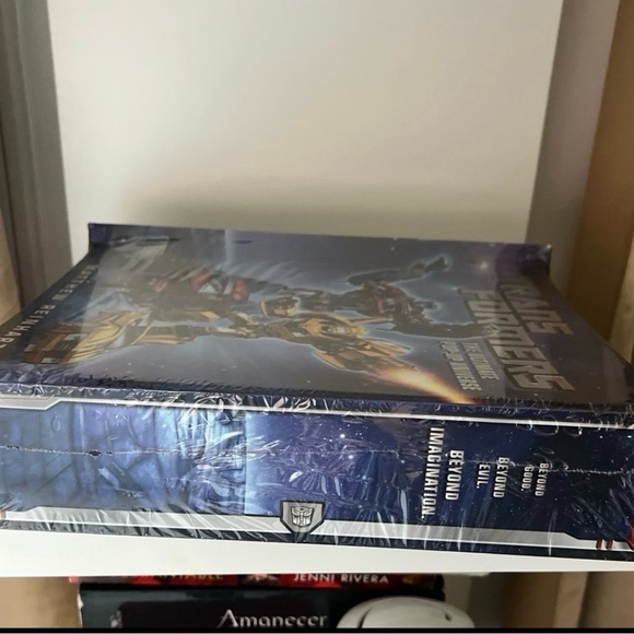 Transformers Pop-Up Book - Picture 5 of 7